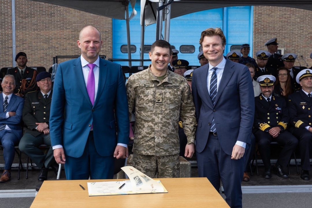 niderlandi ta belgija peredali ukrayini dva minnih tralshhiki 5348ae2