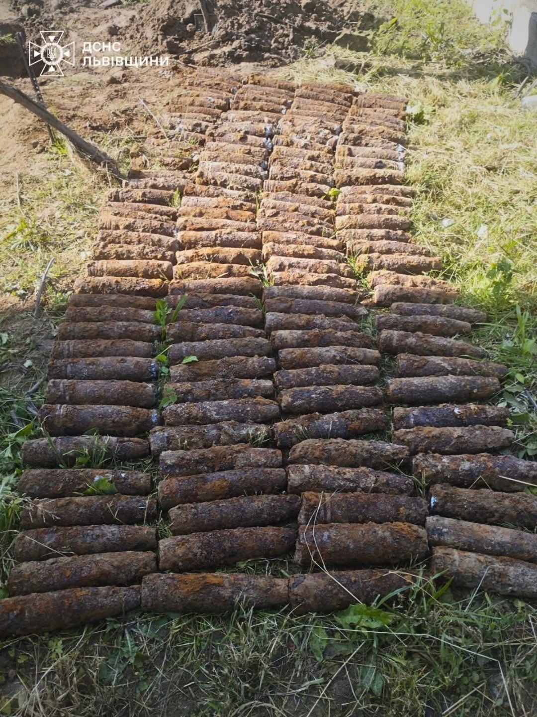 u lvovi na privatnomu obijsti znajshli 138 snarjadiv chasiv drugoyi svitovoyi 8c22f70