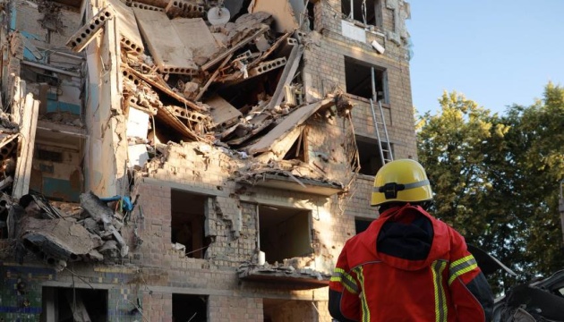 Зеленський про нічну атаку: Російська армія завдала цинічного удару по цивільній інфраструктурі