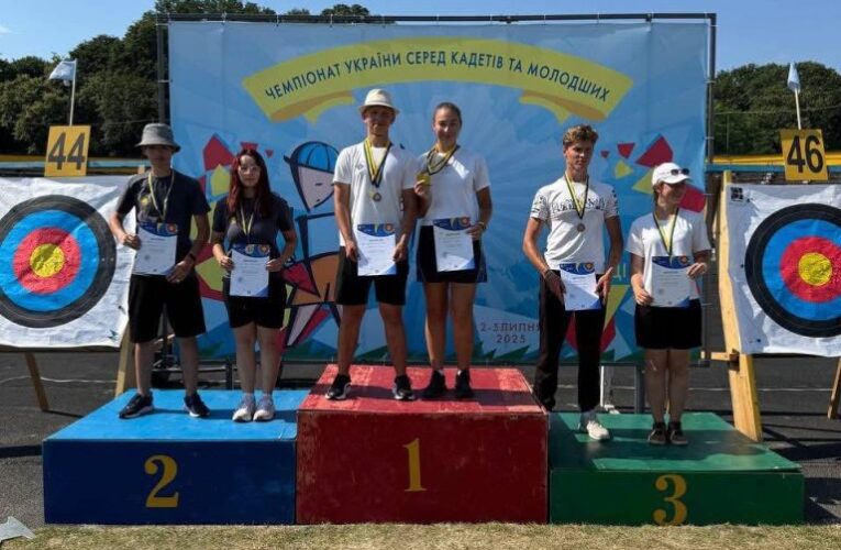 Чернівецькі лучники стали призерами кадетського чемпіонату України
