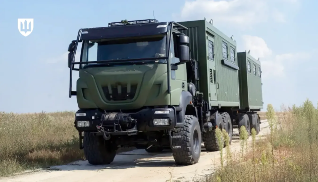 Міноборони за пів року допустило до використання у ЗСУ 50 зразків автотехніки