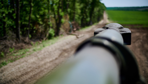 На фронті за добу 200 боєзіткнень, найбільше - на Покровському та Лиманському напрямках