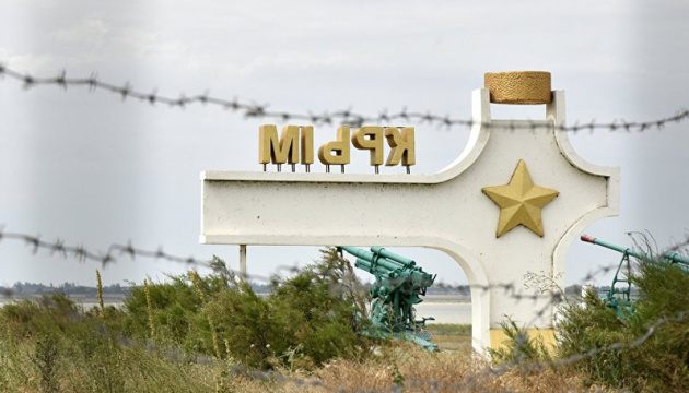 У Криму під час будівництва дороги в обхід Сімферополя окупанти масово вирубують дерева - соцмережі