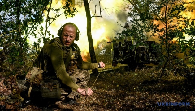 Ворог найбільше тисне на Покровському напрямку, за добу Сили оборони зупинили 63 штурми