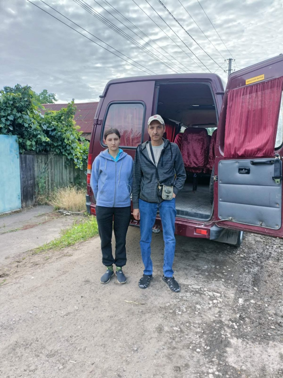 z kostjantinivskoyi gromadi evakujuvali 11 civilnih d51bdab