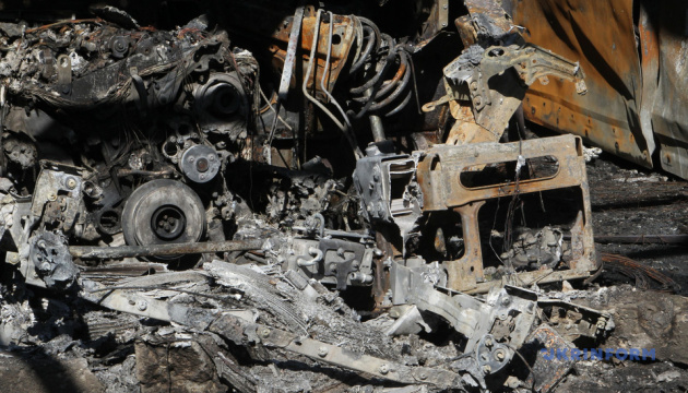 Зеленський про нічну комбіновану атаку:  Військові підприємства РФ мають відчувати наслідки війни 