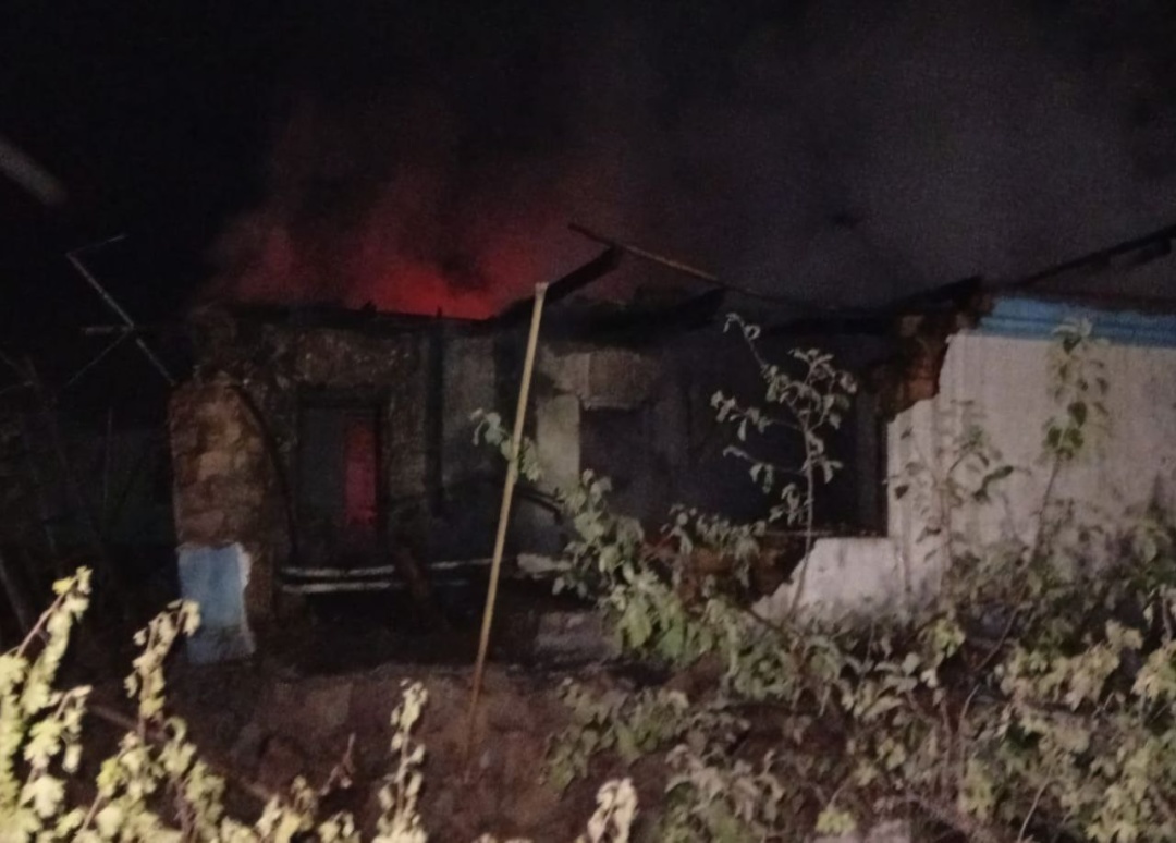 ataka droniv na dnipro dvoye poranenih poshkodzheni infrastrukturnij obyekt ta pozhezhna chastina 2b9ab08