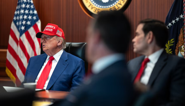 Білий дім не очікує, що зустріч із Зеленським призведе до тристороннього саміту - WP