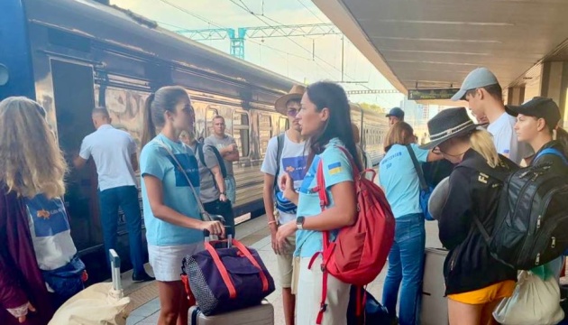 «Діти вдома»: ще один поїзд надії повернувся в Україну