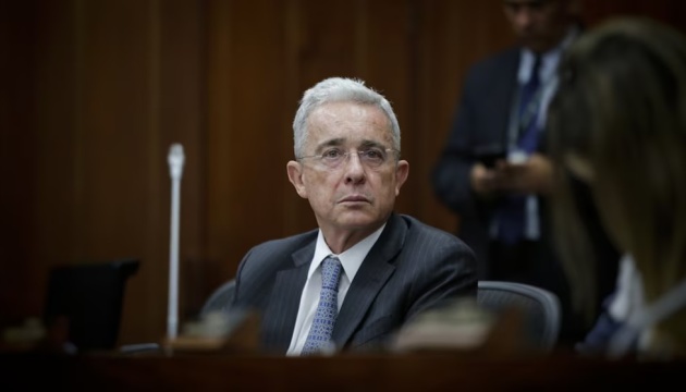 Експрезидента Колумбії засудили до 12 років домашнього арешту за хабарництво