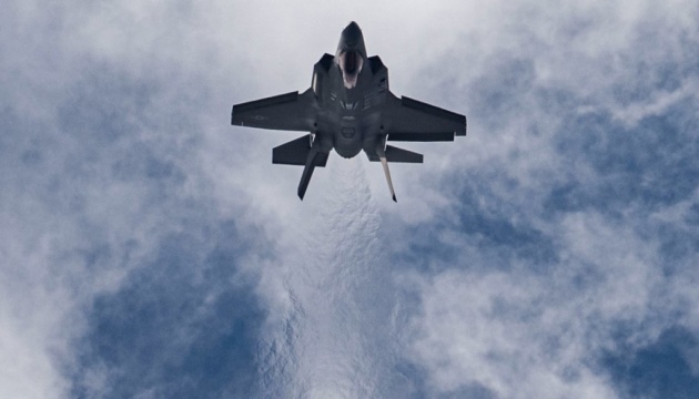 Іспанія відмовилася від придбання американських F-35 на користь європейських літаків
