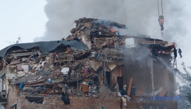 Стармер і Макрон засудили атаку Росії по Україні: Путін саботує надії на мир