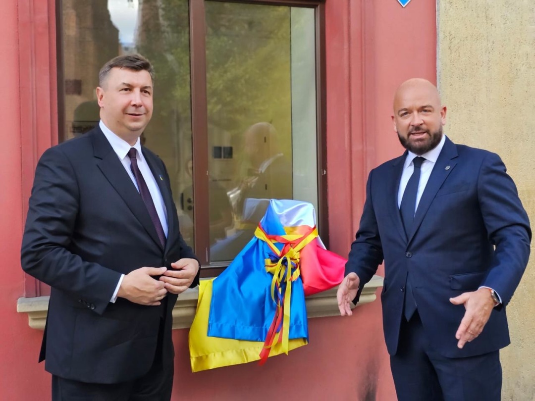 u vroclavi zjavivsja ukrayinskij gnomik v nacionalnomu vbranni 76bb5c0