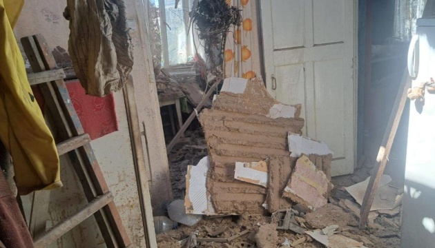 Ворог атакував Нікопольський район, пошкоджені будинки та агрофірма