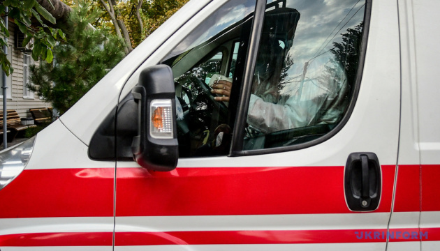 На Київщині уламки збитого дрона поранили чоловіка