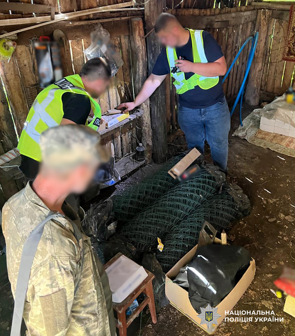 na zhitomirshhini skoyili rozbijnij napad na simju zagiblogo zahisnika c842053