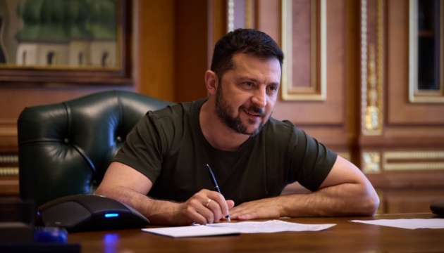 Зеленський утворив делегацію для участі у 28-му конгресі Всесвітнього поштового союзу