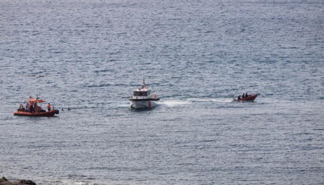 Біля берегів Туреччини затонув гумовий човен із нелегальними мігрантами, 17 загиблих