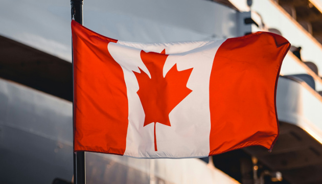 Більшість канадців підтримують збільшення допомоги Україні