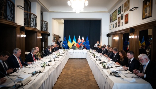 Лісовий обговорив із держсекретарем міністерства освіти Словаччини відкриття українських студій у вишах