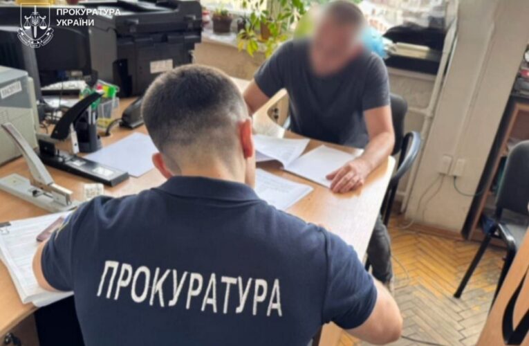На Буковині судитимуть посадовця земельного кадастру та організатора незаконної приватизації комунальних земель