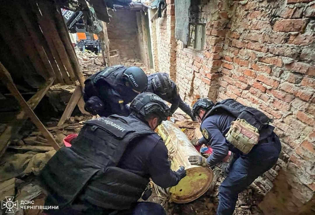 na chernigivshhini zneshkodili bojovu chastinu rosijskoyi raketi iskander k 322a6e6