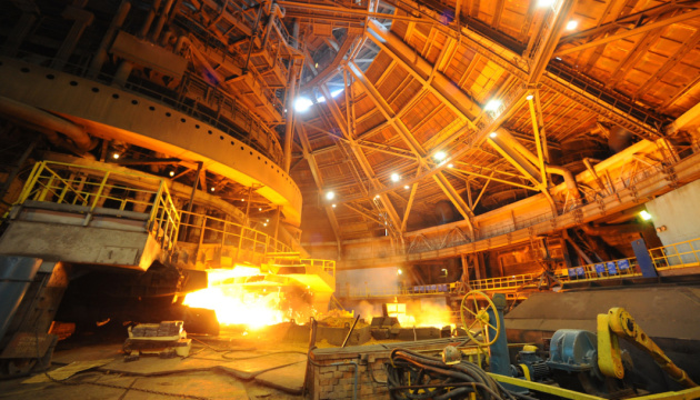 Одна з найбільших сталеливарних компаній Росії заявила про обвал прибутку і попиту
