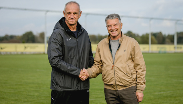 Олександр Рябоконь - головний тренер футболістів «Лівого Берега»