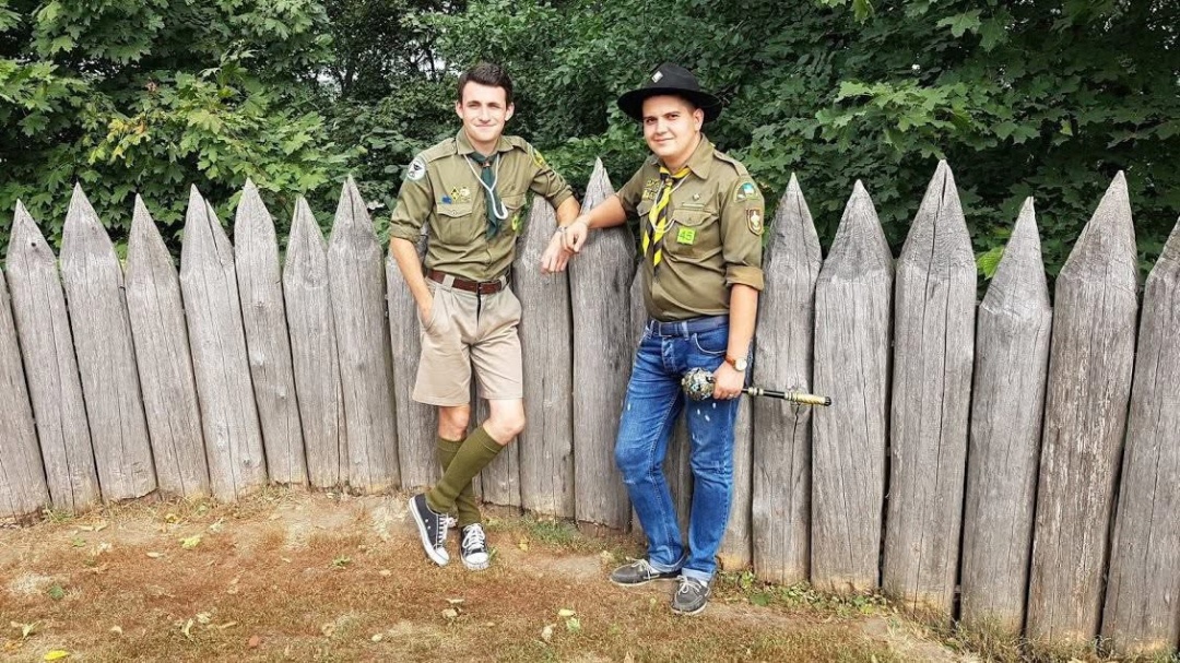 pamjati plastuna azovcja kirila ludvika pozivnij kouch 1c6df72