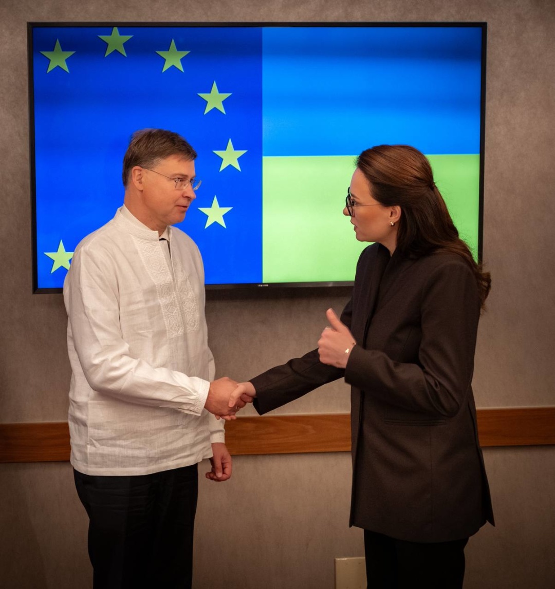 sviridenko i dombrovskis obgovorili implementaciju mehanizmu reparacijnih pozik 3d1f9d3