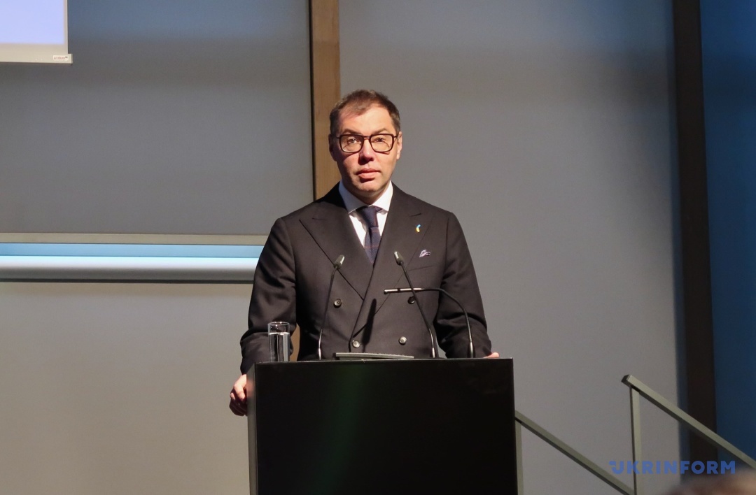 u berlini vidbuvsja pokaz 2000 metriv do andriyivki 4481200