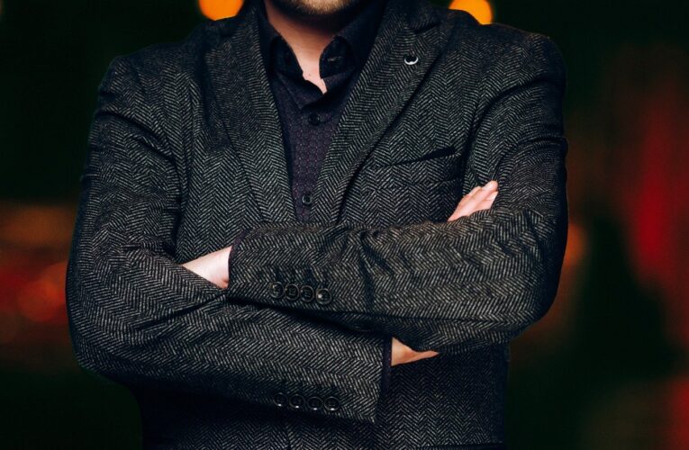 У Чернівцях помер головний диригент драмтеатру Володимир Шнайдер