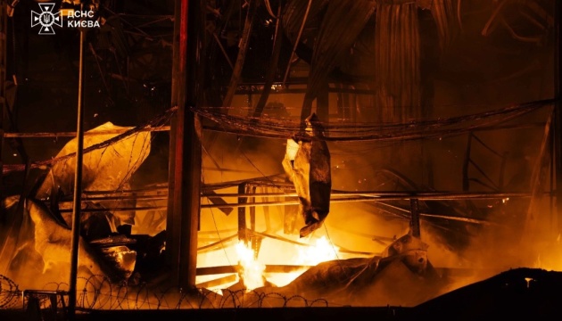 У Києві внаслідок російської атаки загинула людина, кількість постраждалих зросла до десяти