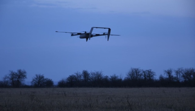 У російському Оренбурзі після атаки дронів горить газопереробний завод