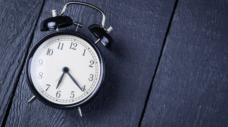 Україна переходить на зимовий час у ніч проти 26 жовтня