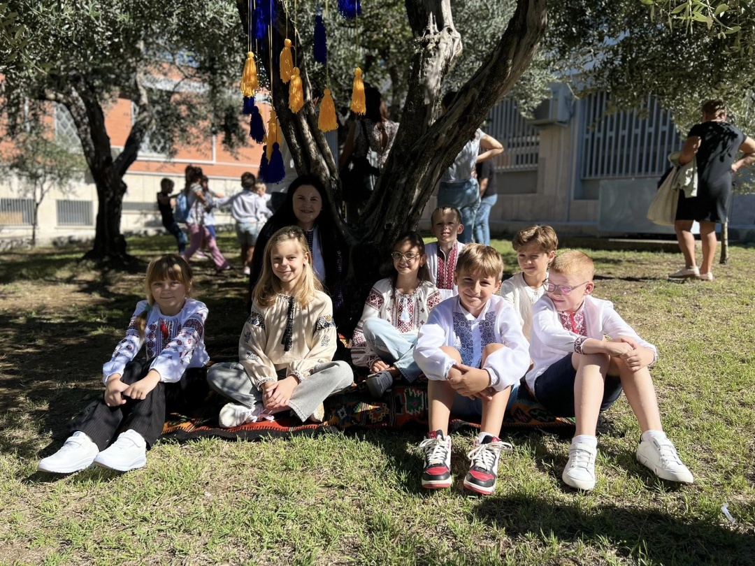 ukrayinska katolicka shkola v rimi rozpochala navchalnij rik z uroku pro slavetnih diasporjan 544b3a7