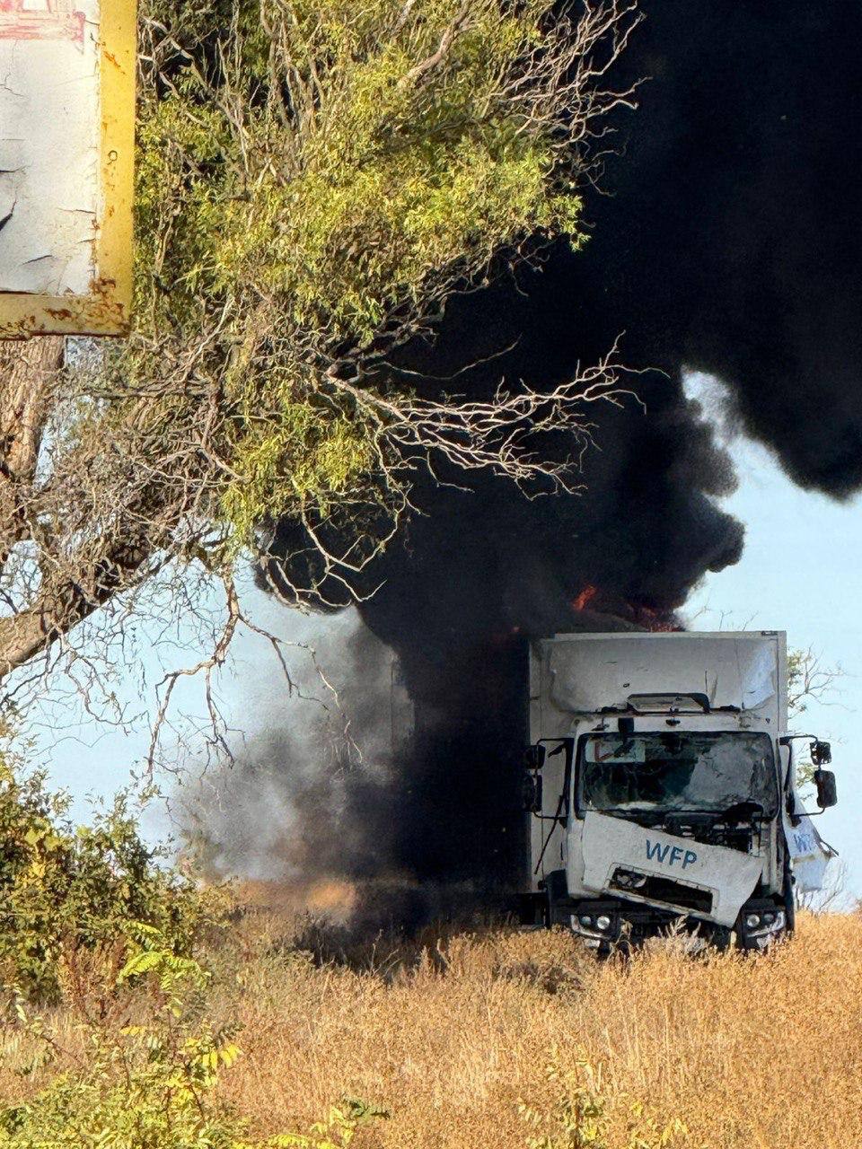 v oon vidreaguvali na ataku rosiyi po avtivkah gumanitarnoyi misiyi na hersonshhini a623d75