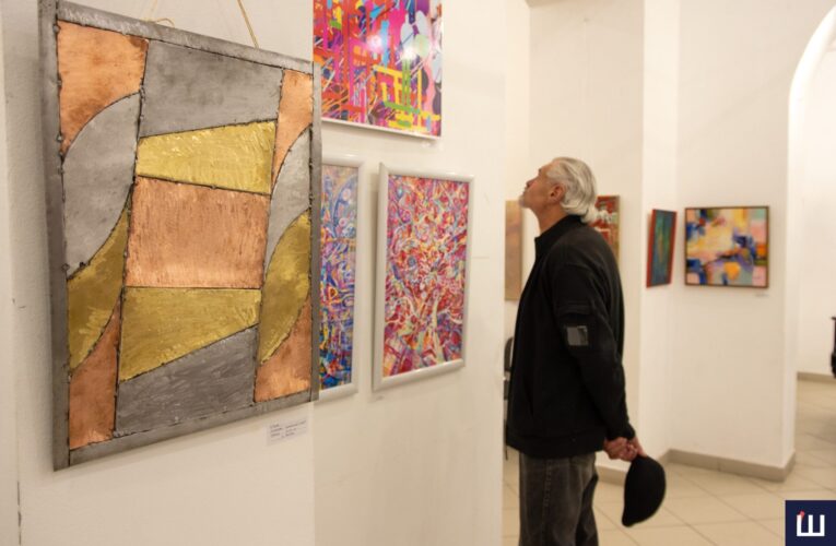 VI Всеукраїнське трієнале абстрактного мистецтва “ART-AKT” відкрили у Чернівцях