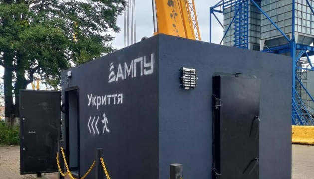 Завершено облаштування Одеського порту мобільними укриттями