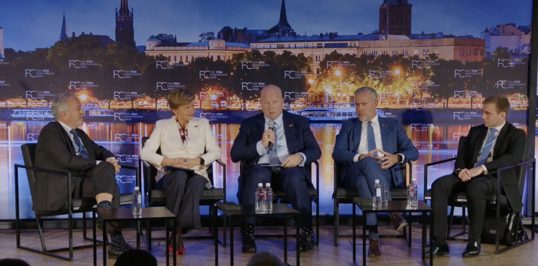 zmicnennja oboroni yevropi zalezhit vid posilennja pidtrimki ukrayini posol ssha v nato ff3988c