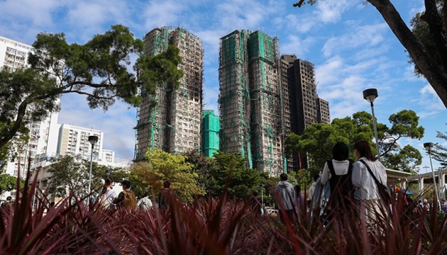 Кількість жертв пожежі у Гонконзі зросла до 146