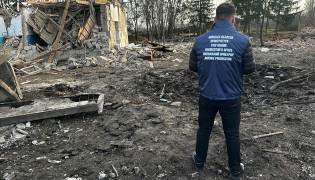 Постраждалим від російської атаки на Київщині надають матеріали для відновлення житла 