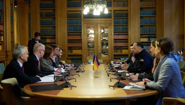 Стефанчук вручив орден Княгині Ольги III ступеня спікерці Конгресу Депутатів Іспанії