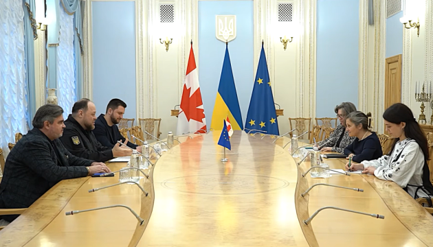 Стефанчук зустрівся із Фріланд та запросив канадський бізнес активніше долучатися до відбудови України