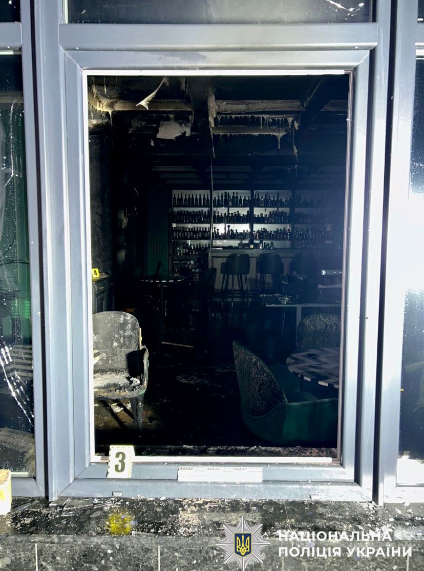 u chernigovi zatrimali zlochinnu grupu jaka pidpalila restorani ta budinok 90b63dd