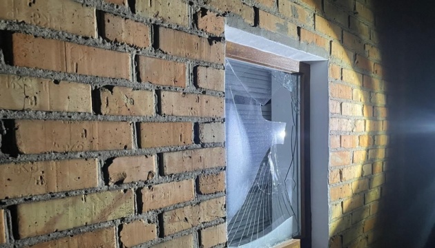 Ворог атакував дронами Сумську громаду, пошкоджені приватні будинки