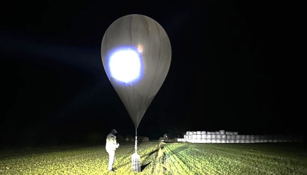 Білорусь намагається залучати литовців до провокацій із повітряними кулями – розвідка