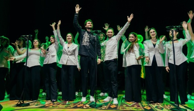 Львівський хор «Гомін» під час європейського туру зібрав ₴10 мільйонів для ЗСУ 5 lvivskij hor gomin pid chas yevropejskogo turu zibrav ₴10 miljoniv dlja zsu 7be68a5