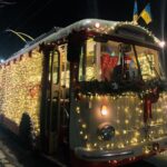 u chernivcjah na marshrut 1 zapustjat rizdvjanij trolejbus fa773f7