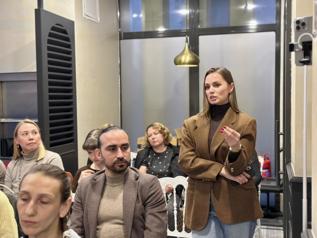 u stambuli ukrayinska pismennicja prezentuvala novelu pro zhinochu svobodu fd159a6